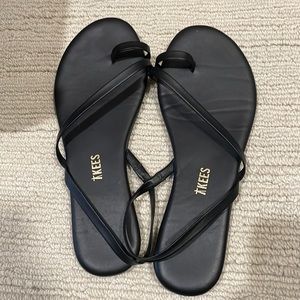Tkees sandals